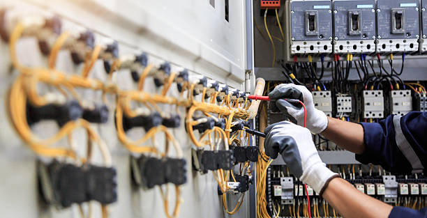 Professional Electrician technician working in Athens, OH